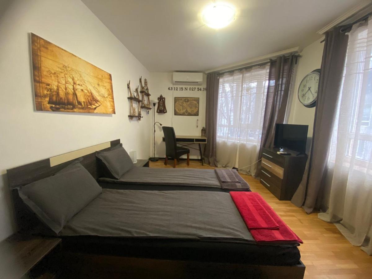 Apartament Bogoslovovi Varna ภายนอก รูปภาพ